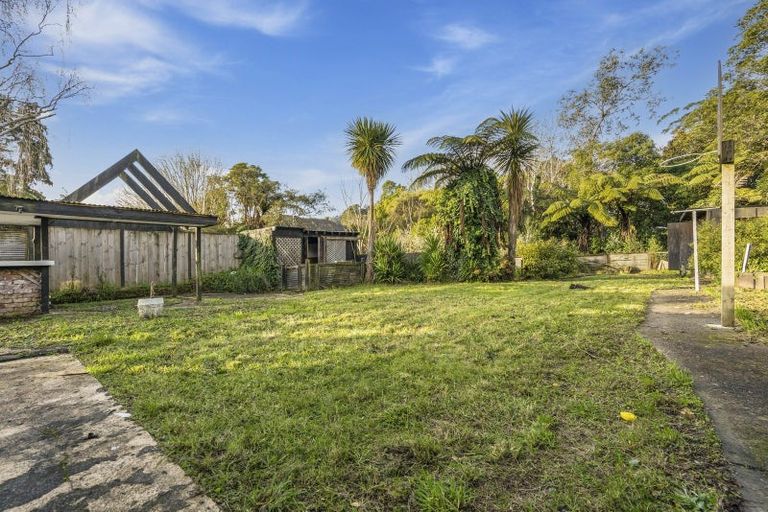 Photo of property in 451 Stokes Valley Road, Stokes Valley, Lower Hutt, 5019