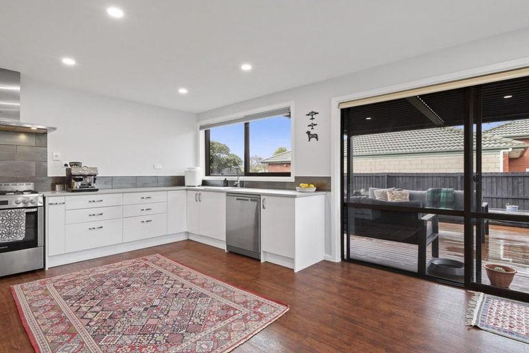 Photo of property in 76 Balrudry Street, Avonhead, Christchurch, 8042