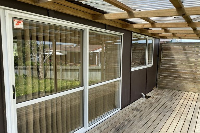 Photo of property in 57 View Road, Henderson, Auckland, 0612