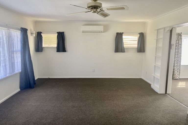 Photo of property in 42 James Foley Avenue, Pirimai, Napier, 4112