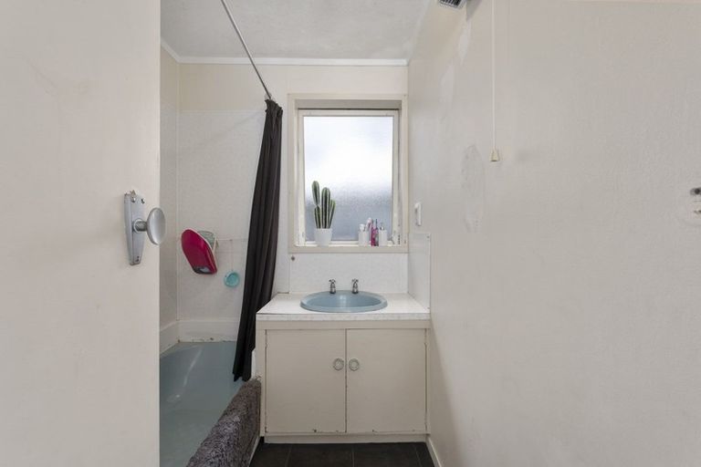 Photo of property in 11a Tobin Place, Richmond Heights, Taupo, 3330