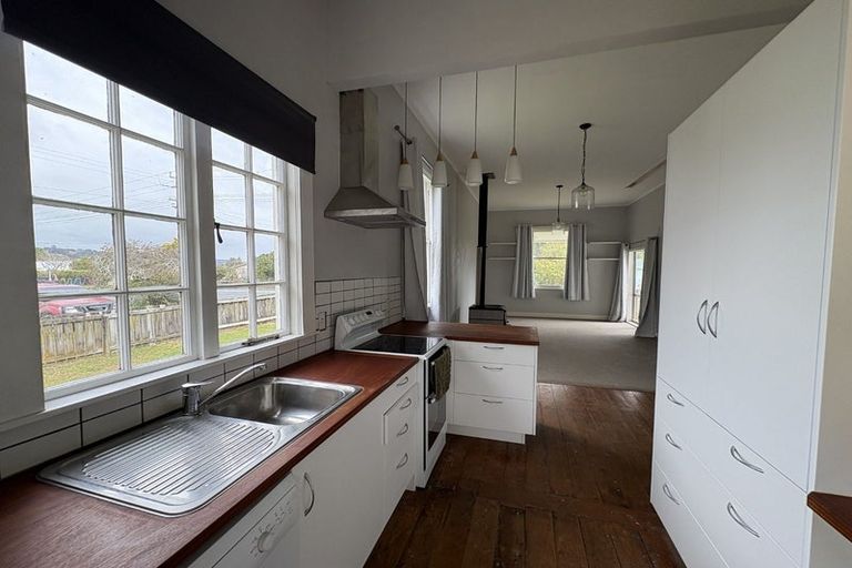 Photo of property in 47 George Street, Hikurangi, 0114