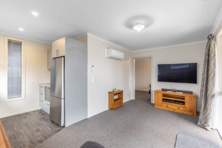 Photo of property in 26 Kent Street, Riversdale, 9776