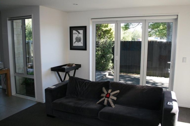 Photo of property in 9b Pavilion Crescent, Hillmorton, Christchurch, 8024