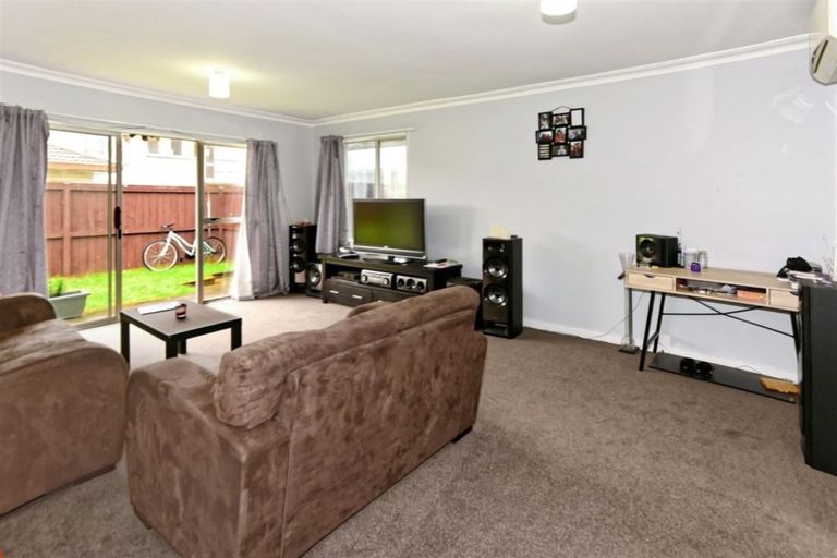 Photo of property in 2/4a Hayton Road, Hornby, Christchurch, 8042