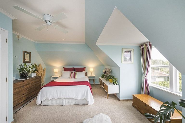 Photo of property in 26 Saint Albans Avenue, Hokowhitu, Palmerston North, 4410