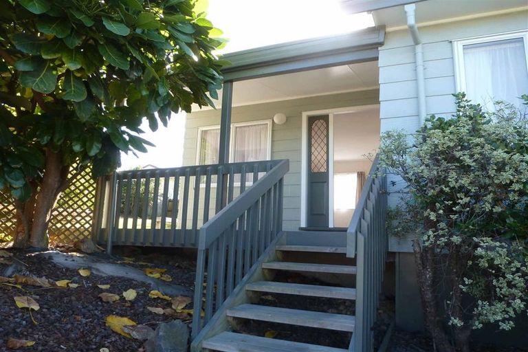 Photo of property in 14 Gosford Drive, Botany Downs, Auckland, 2010