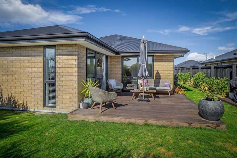 Photo of property in 2 Broadway Parade, Rolleston, 7615