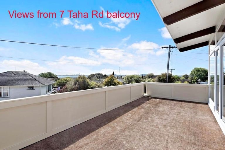 Photo of property in 7 Taha Road, Te Atatu South, Auckland, 0610