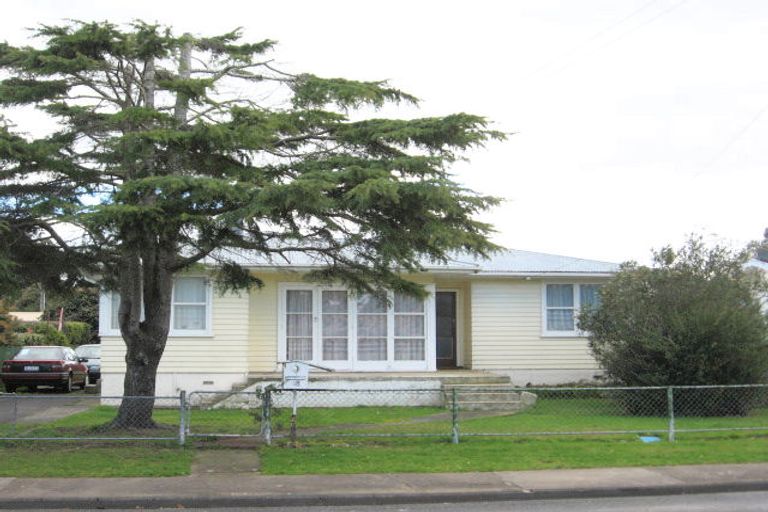 Photo of property in 51 Valentine Street, Papakura, 2110