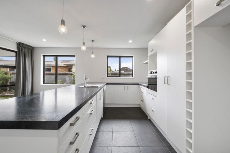 Photo of property in 64a Weston Avenue, Roslyn, Palmerston North, 4414