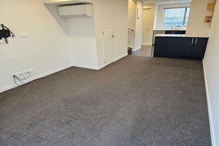 Photo of property in 9/24 Princess Terrace, Newtown, Wellington, 6021