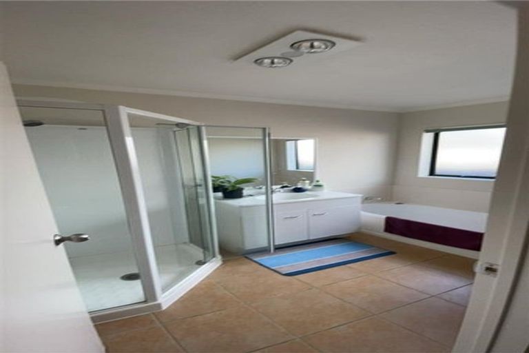 Photo of property in 22 Rathmar Drive, Manurewa, Auckland, 2105