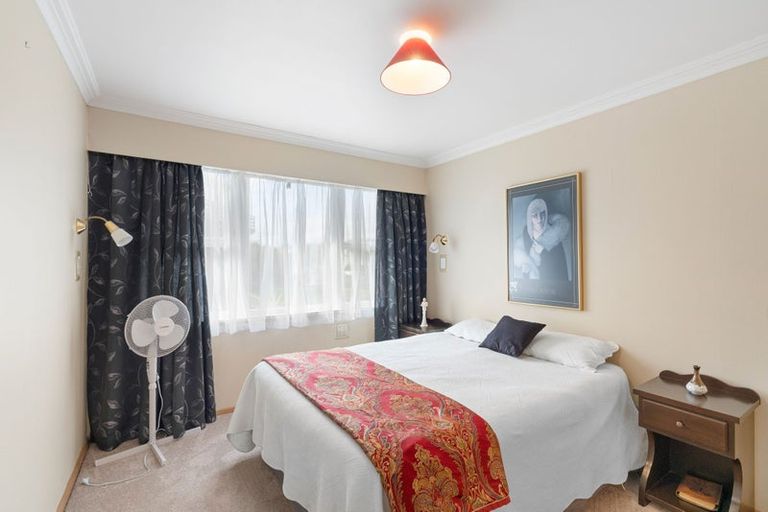 Photo of property in 1 Glen Street, Levin, 5510