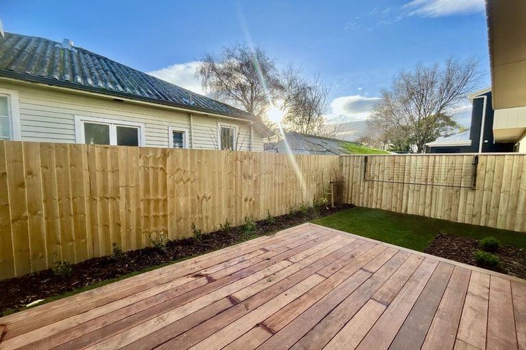 Photo of property in 2/32 Allard Street, Edgeware, Christchurch, 8013