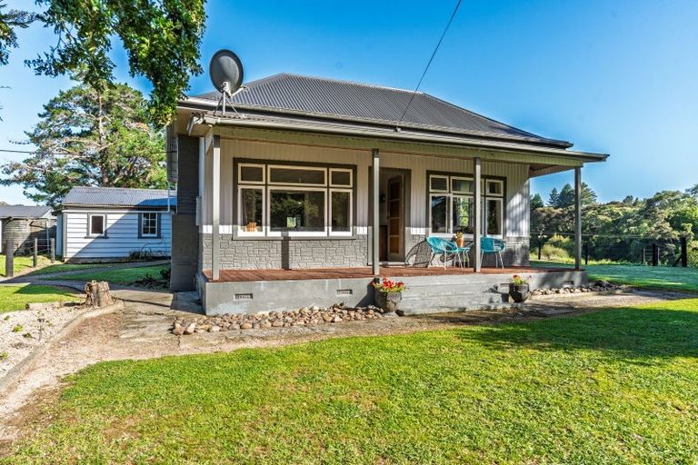 Photo of property in 808 Pahiatua Pongaroa Road, Pahiatua, 4982