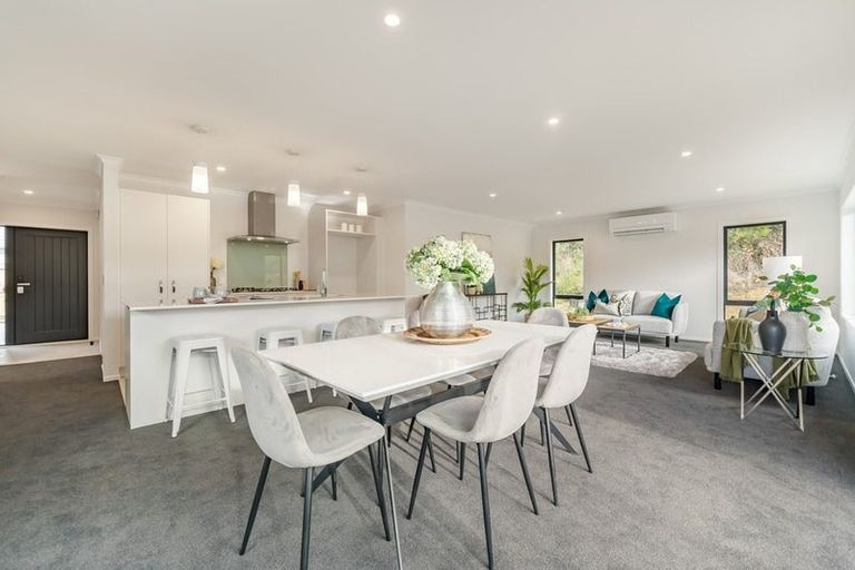 Photo of property in 15 Te Awa Rere Grove, Stokes Valley, Lower Hutt, 5019