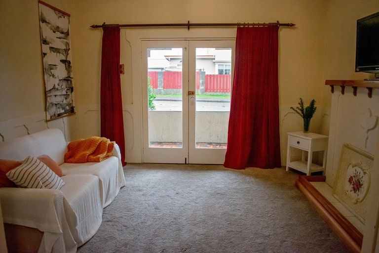 Photo of property in 292 Tay Street, Turnbull Thomson Park, Invercargill, 9810