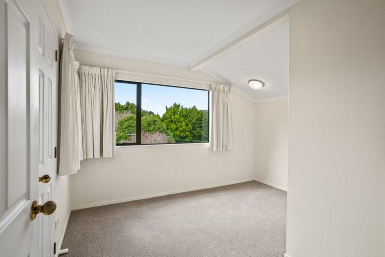 Photo of property in 57 Victoria Road, New Plymouth, 4310