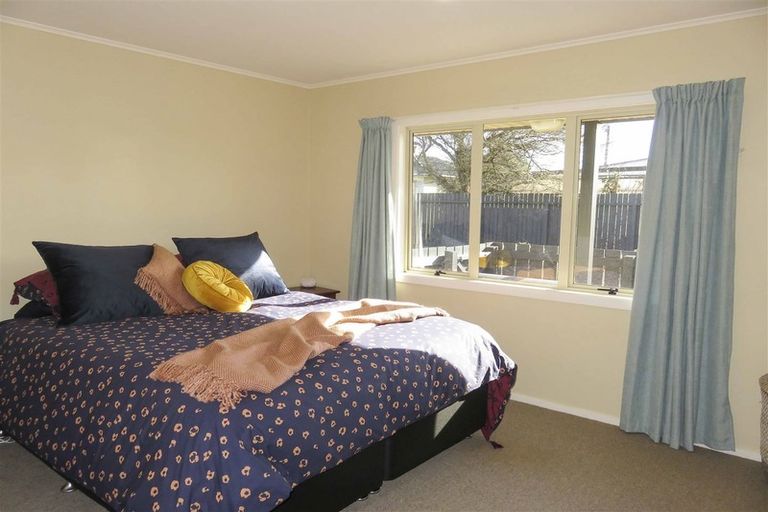 Photo of property in 35-37 Moa Street, Waikiwi, Invercargill, 9810