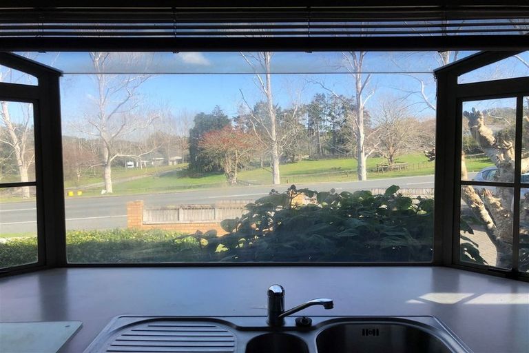 Photo of property in 129 Mahurangi East Road, Snells Beach, 0920