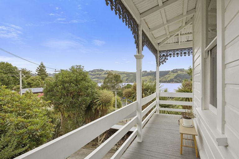 Photo of property in 1 Seddon Street, Ravensbourne, Dunedin, 9022