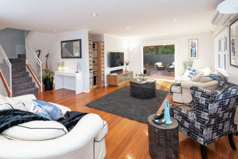 Photo of property in 12 Regia Close, Half Moon Bay, Auckland, 2012