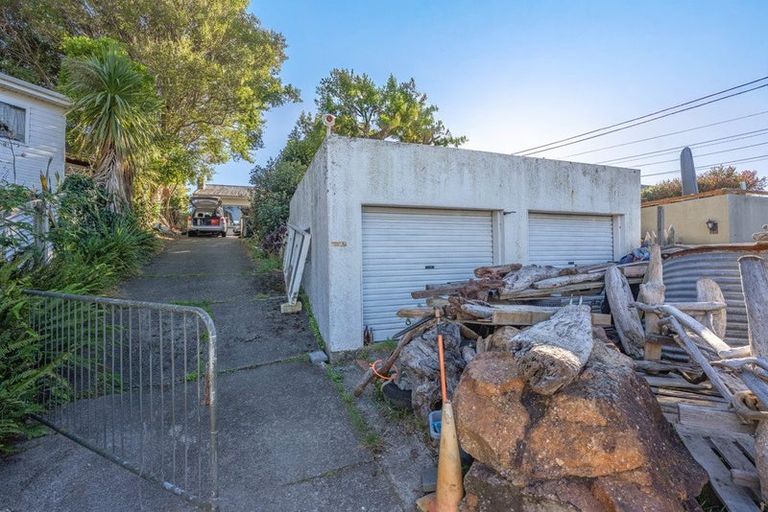 Photo of property in 121 Raumati Road, Raumati Beach, Paraparaumu, 5032