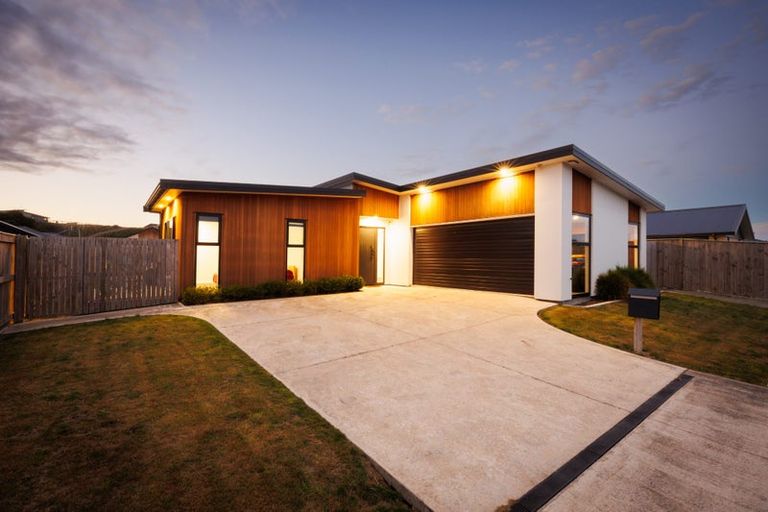 Photo of property in 61 Freedom Drive, Kelvin Grove, Palmerston North, 4414