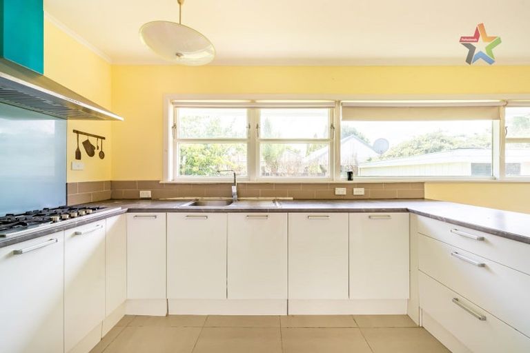 Photo of property in 33a Bauchop Road, Waterloo, Lower Hutt, 5011