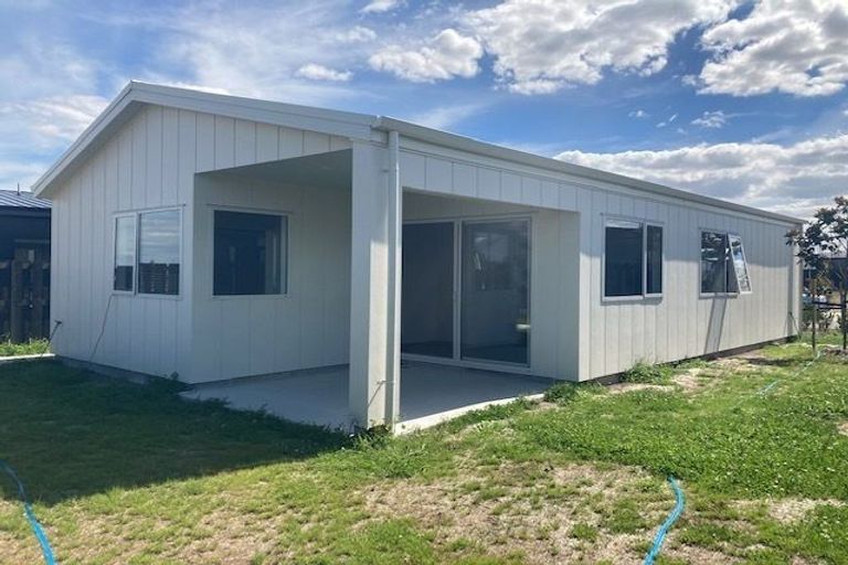 Photo of property in 12b Rahui Street, Strathmore Park, Wellington, 6022