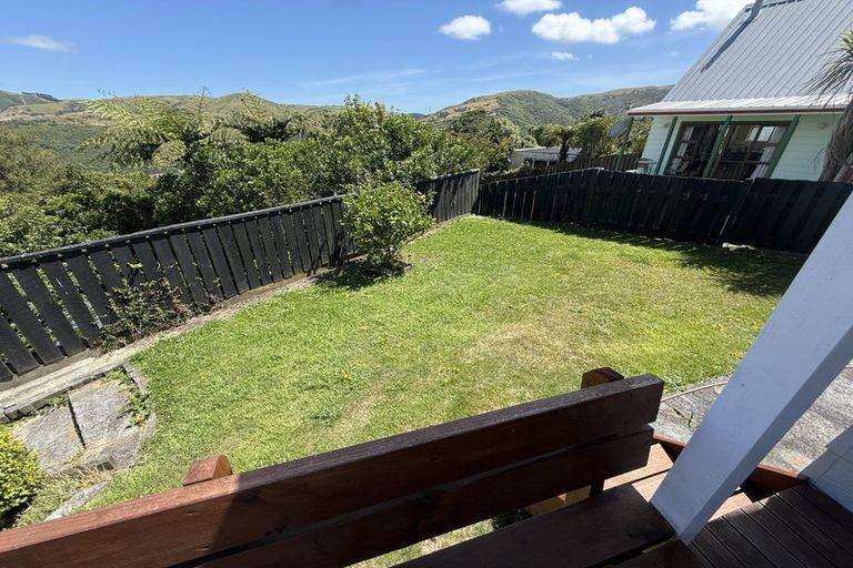 Photo of property in 43 Mossburn Grove, Kelson, Lower Hutt, 5010