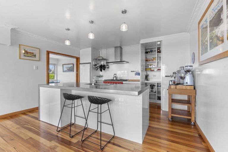 Photo of property in 255 Kaihihi Road, Okato, 4381