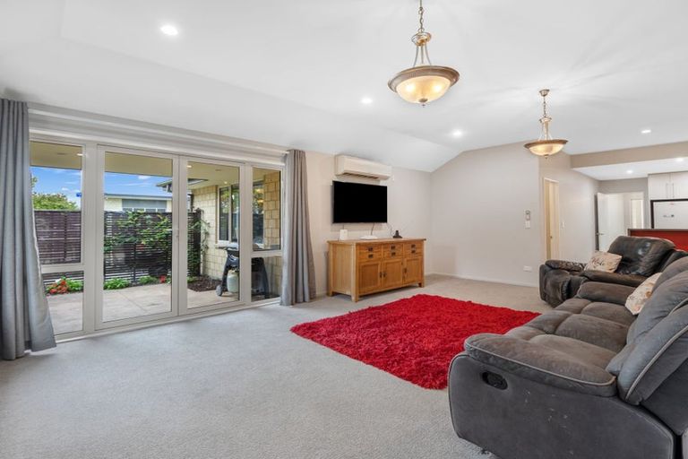 Photo of property in 21 Kilbride Gardens, Halswell, Christchurch, 8025