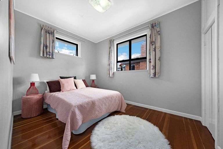 Photo of property in 5 Atkinson Avenue, Papatoetoe, Auckland, 2025