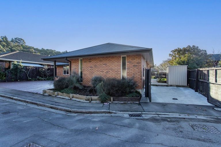 Photo of property in 2a Pukeuri Lane, Hillsborough, Christchurch, 8022