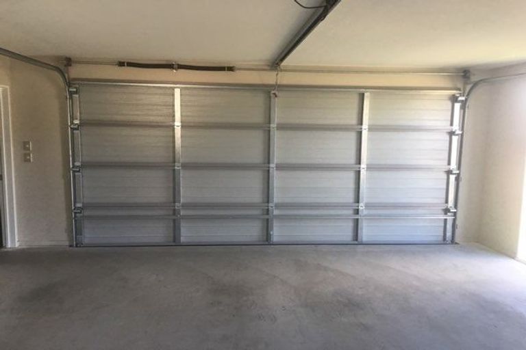 Photo of property in 4 Robalan Close, Halswell, Christchurch, 8025