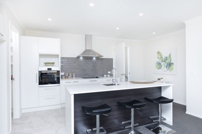 Photo of property in 34 Lisle Farm Drive, Pukekohe, 2120