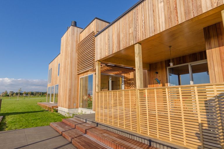 Photo of property in 18b Shooting Butts Road, Martinborough, 5784