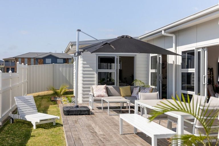 Photo of property in 60 Pacific Parade, Coastlands, Whakatane, 3120