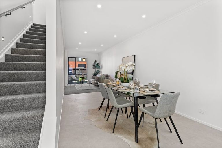 Photo of property in 18 Hema Road, Hobsonville, Auckland, 0616