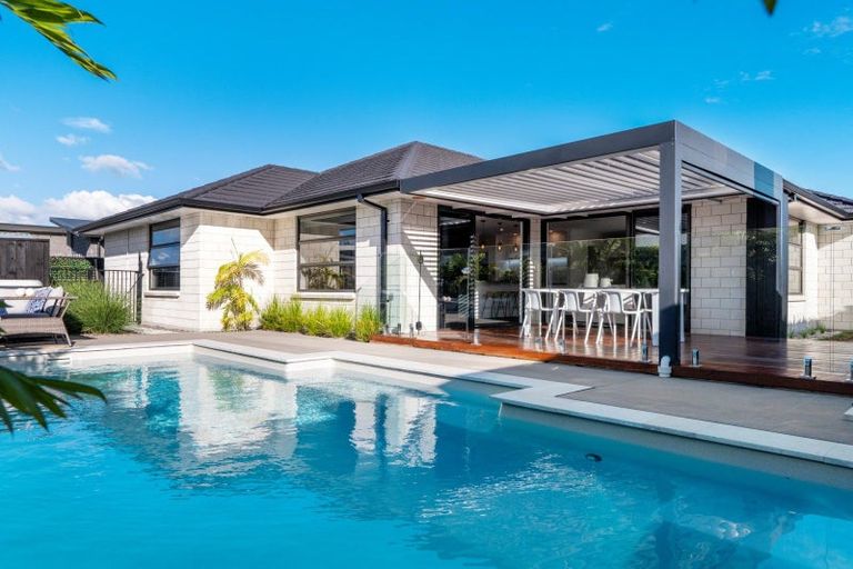 Photo of property in 77 The Boulevard, Papamoa Beach, Papamoa, 3118