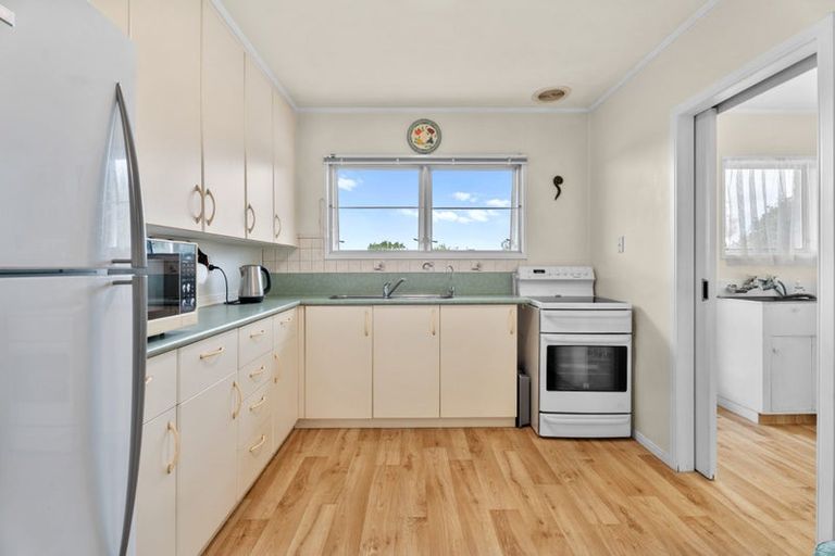 Photo of property in 1/30 Pegler Drive, Howick, Auckland, 2014