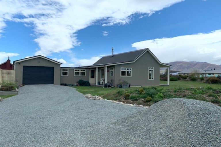 Photo of property in 261 Glen Lyon Road, Twizel, 7901