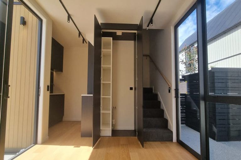 Photo of property in 4 Casterway Crescent, Jacks Point, 9371