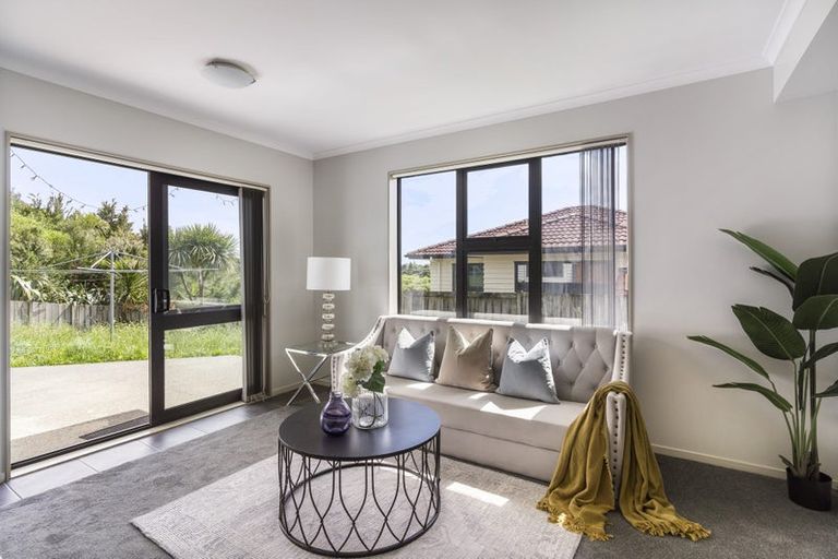 Photo of property in 127 Keri Vista Rise, Papakura, 2110