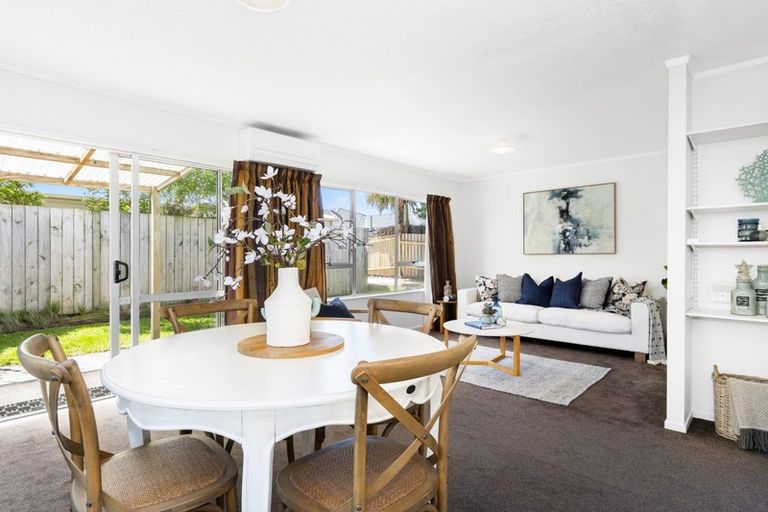 Photo of property in 114c Simpson Road, Papamoa Beach, Papamoa, 3118