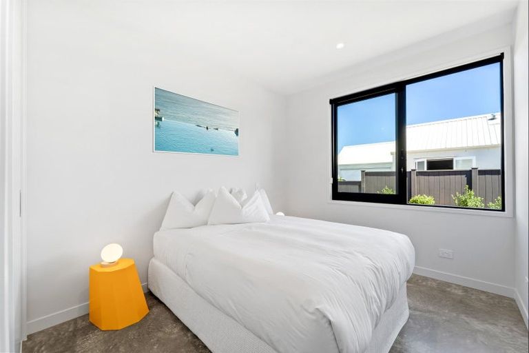 Photo of property in 7 Kewini Grove, Matakana, 0985