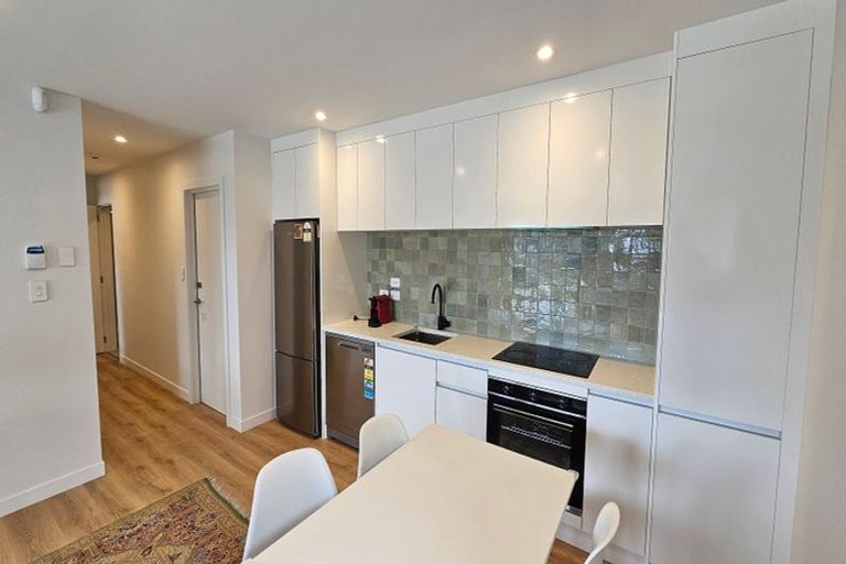 Photo of property in 54 View Road, Campbells Bay, Auckland, 0630
