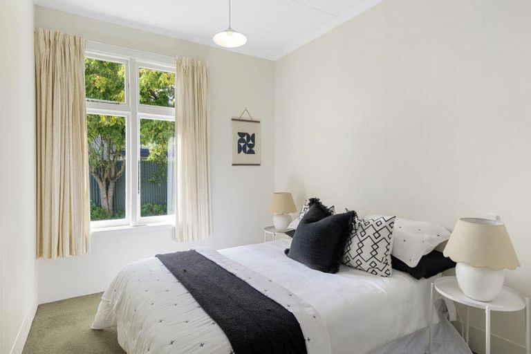 Photo of property in 126 Blighs Road, Strowan, Christchurch, 8052